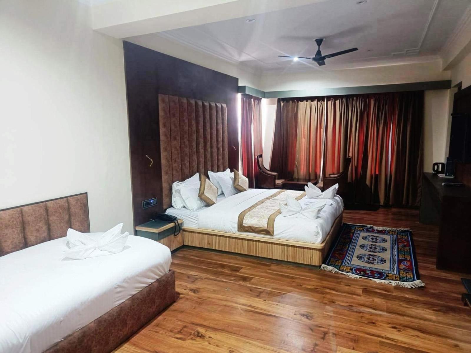 Hotel Ladakh Heaven Leh Ngoại thất bức ảnh