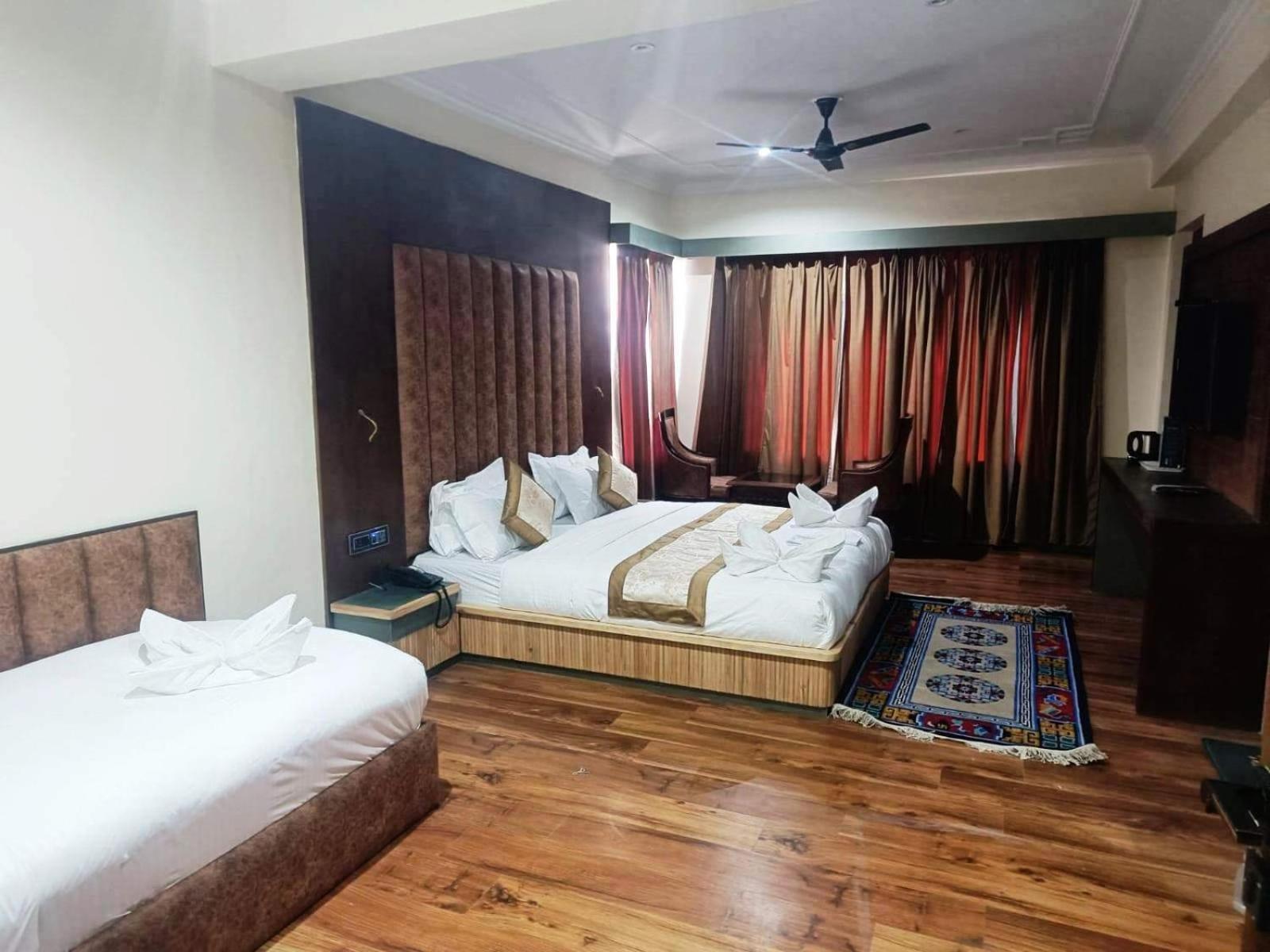 Hotel Ladakh Heaven Leh Ngoại thất bức ảnh