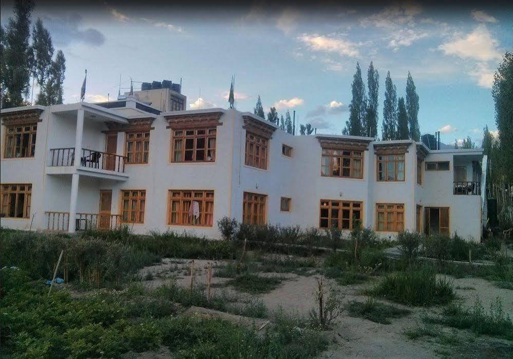 Hotel Ladakh Heaven Leh Ngoại thất bức ảnh